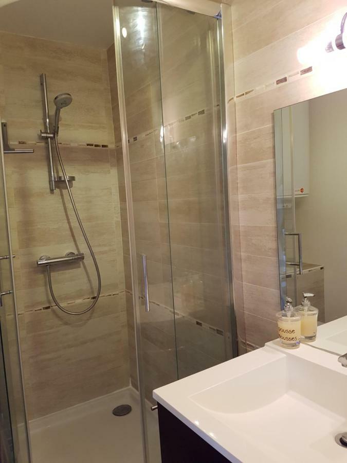 Appartement 2 Pieces Rez-De-Jardin A 2 Pas De La Plage Et De La Thalasso Cabourg Exteriör bild